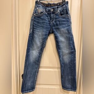 🔥 Rock Revival Straight-Leg Jeans 🔥